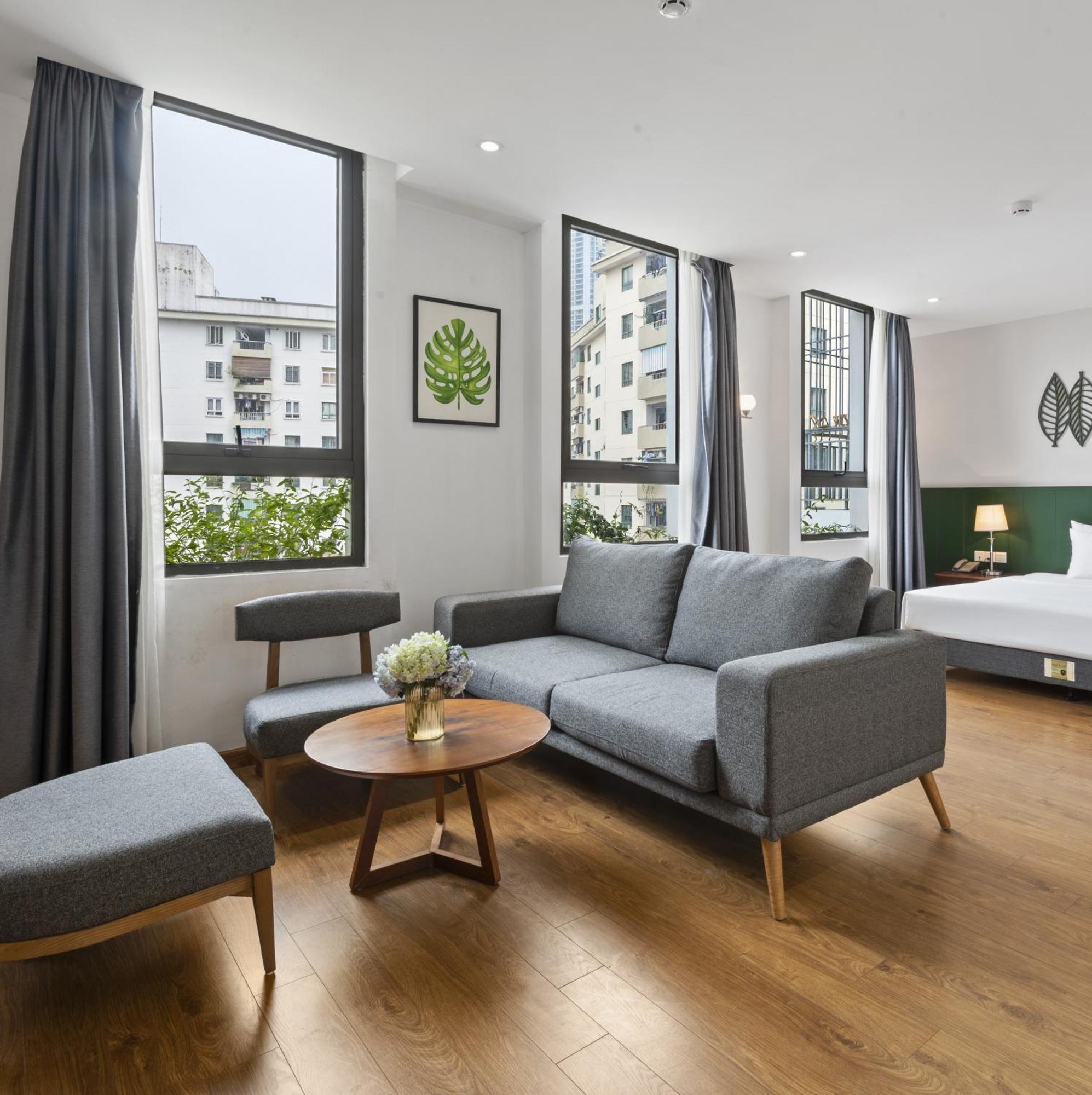 22Land Classic Suites Hanoi Room photo