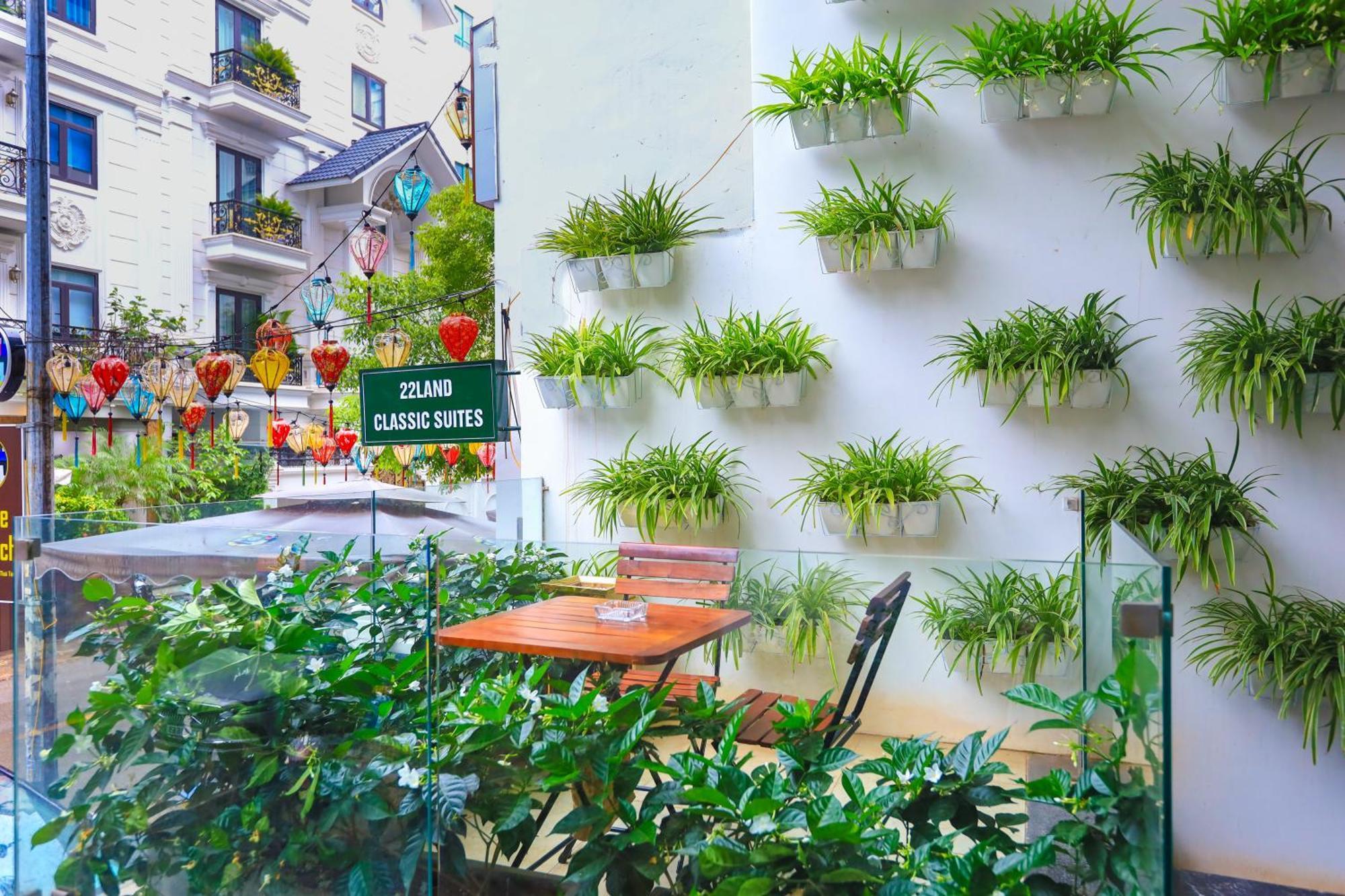 22Land Classic Suites Hanoi Exterior photo